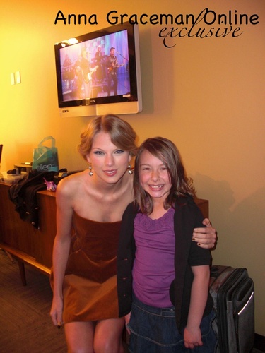  anna with taylor schnell, swift