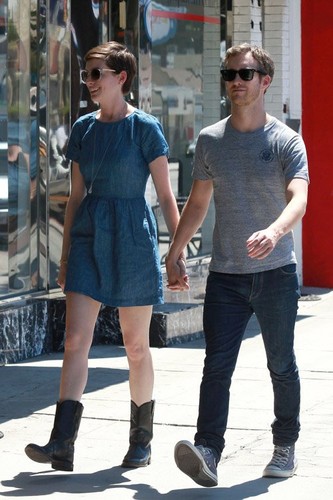 Anne and Adam around West Hollywood before stopping in at Real Foods to grab a lunch