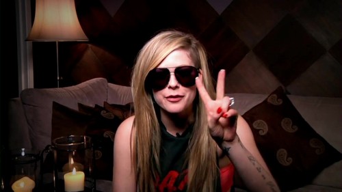  Avril Foundation: Birthday Wish