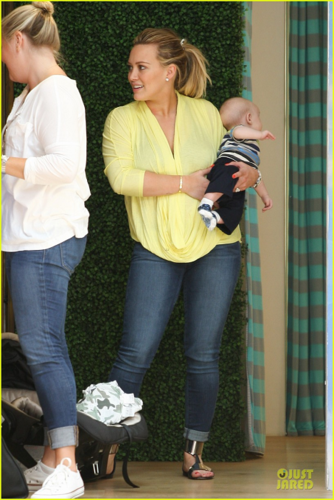  Hilary - Shopping with her son Luca & mom in Beverly Hills - June 19, 2012