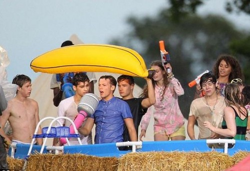  Live While Were Young Baby *.* Imy