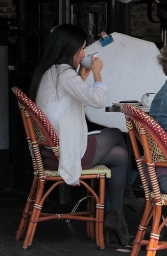 Lucy Liu in New York [August 22, 2012]
