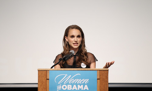  Speaking at the Nevada Women Vote 2012 Summit at the Fifth strada, via School Auditorium, Las Vegas (Augu