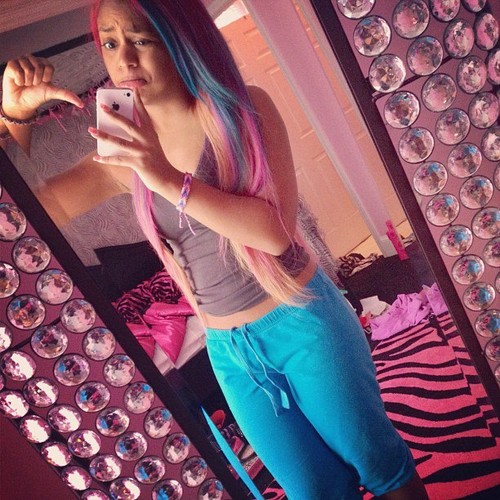  Beauty from The OMG Girlz