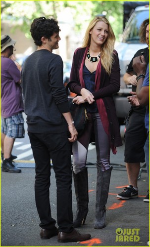  Blake and Penn on the set of Gossip Girl on Wednesday (August 29) in NYC