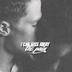  Jydia = प्यार "I Can किस Away The Pain" 100% Real ♥