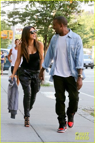  Kim & Kanye while talking a romantic stroll through New York City (August 31)