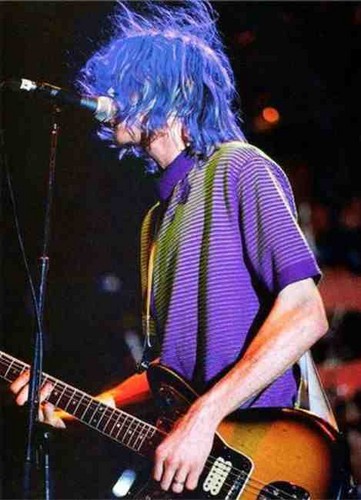  Kurt Cobain with blue hair