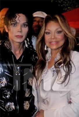  La Toya Jackson with a Фан in Gary, Indiana ♥♥