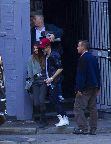 Selena & Justin NEW pictures