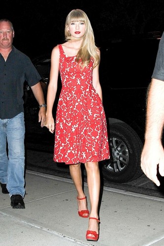  Taylor rápido, swift at mtv studios in New York City, 30 august 2012
