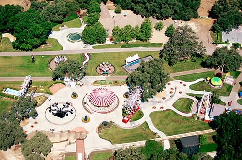  The Neverland Amusement Park