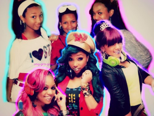 The Uncolorful and The Colorful OMG Girlz