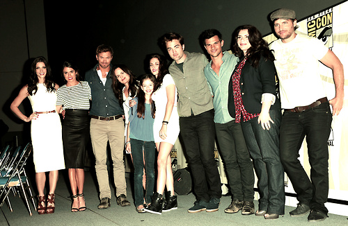  Twilight Cast At Comic Con
