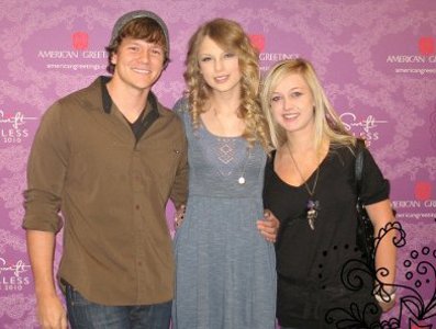 taylor swift with julia sheer and tyler ward